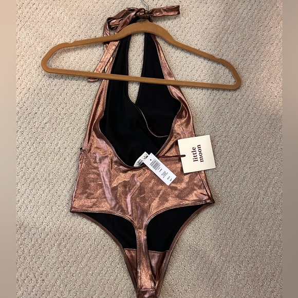 Aritzia body suit size xs new with tag - Picture 1 of 3